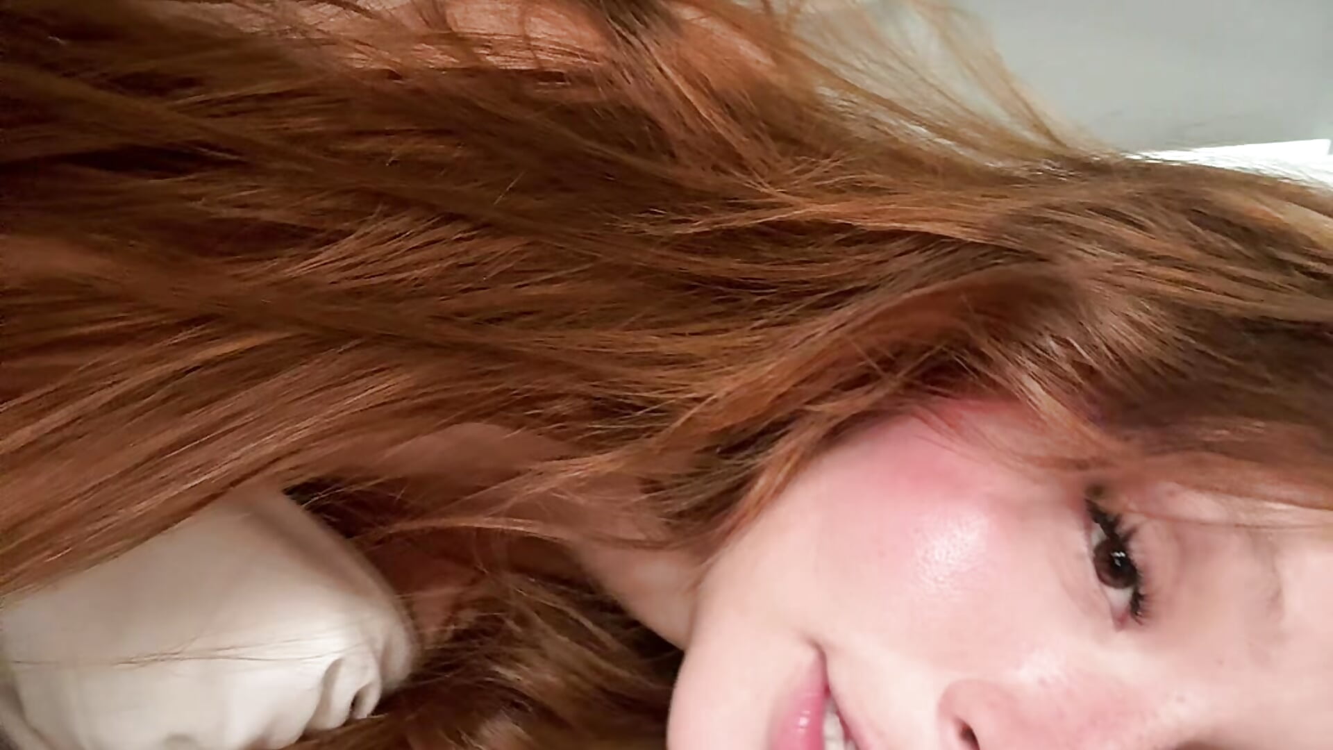 Angels have ginger hair 👩🏻‍🦰🫚 - فيديو من Kittytimberlake موديل الكام