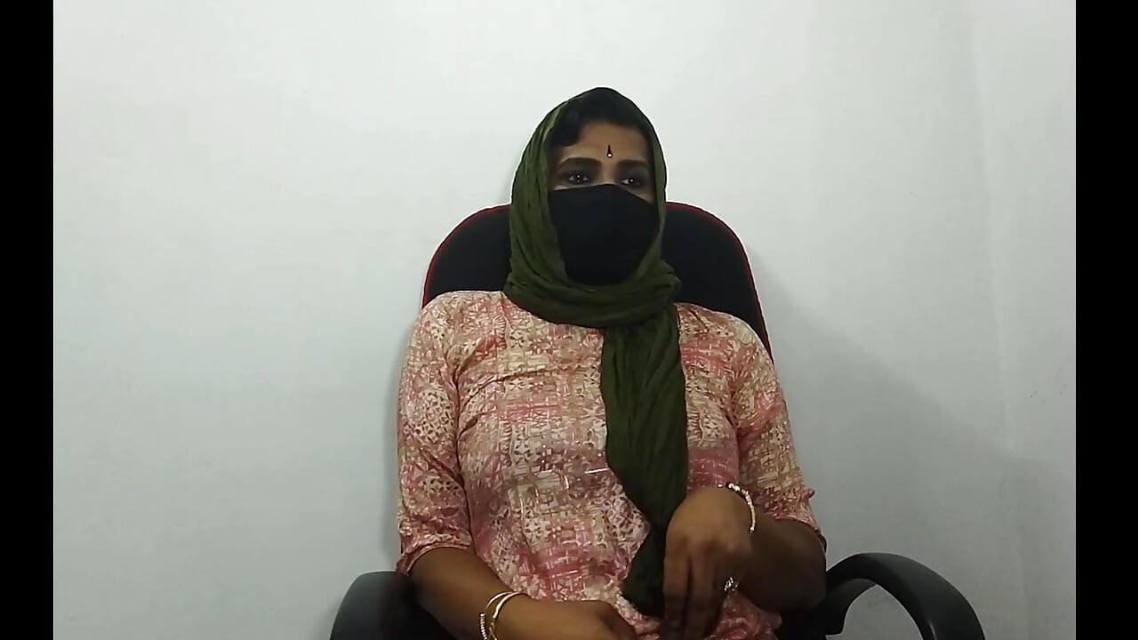 bandicam 2025-05-11 16-09-19-150 – видео вебкам-модели Riya_sexytrans