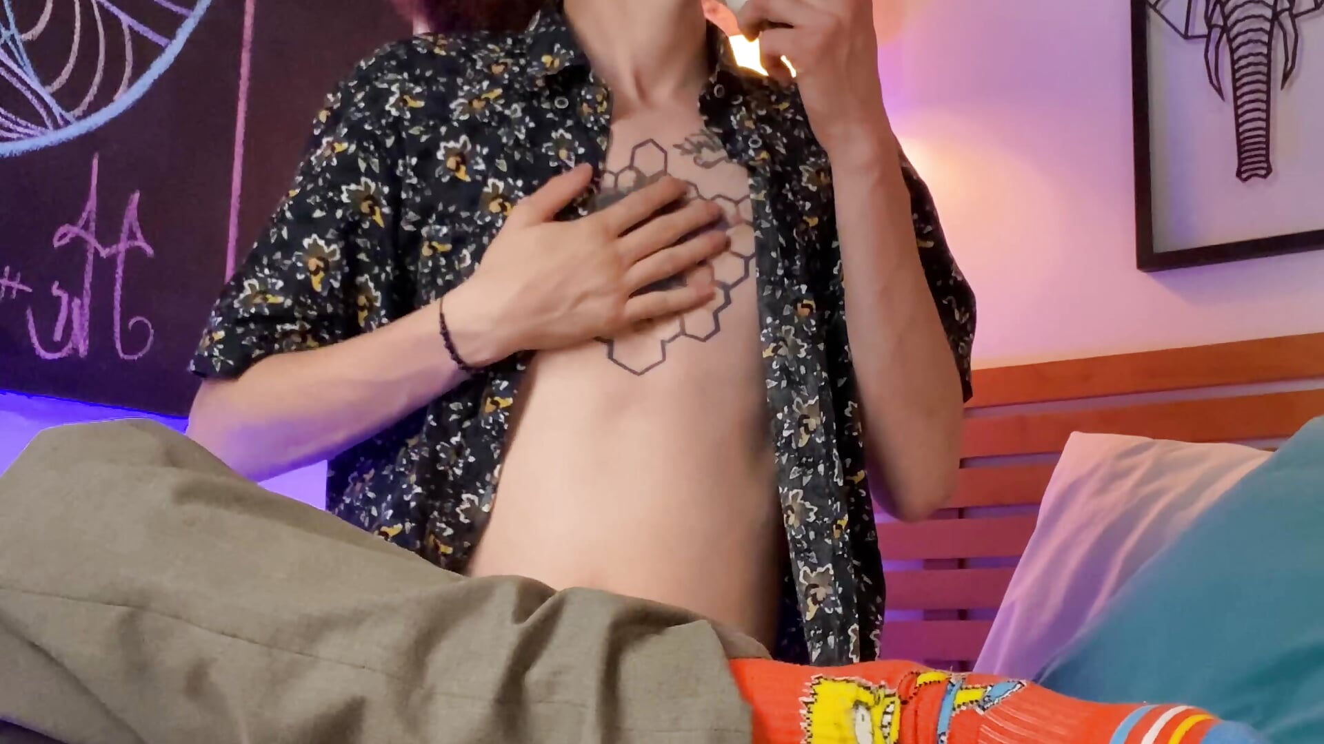 I love the smell of my feet - MrShaggy主播的视频