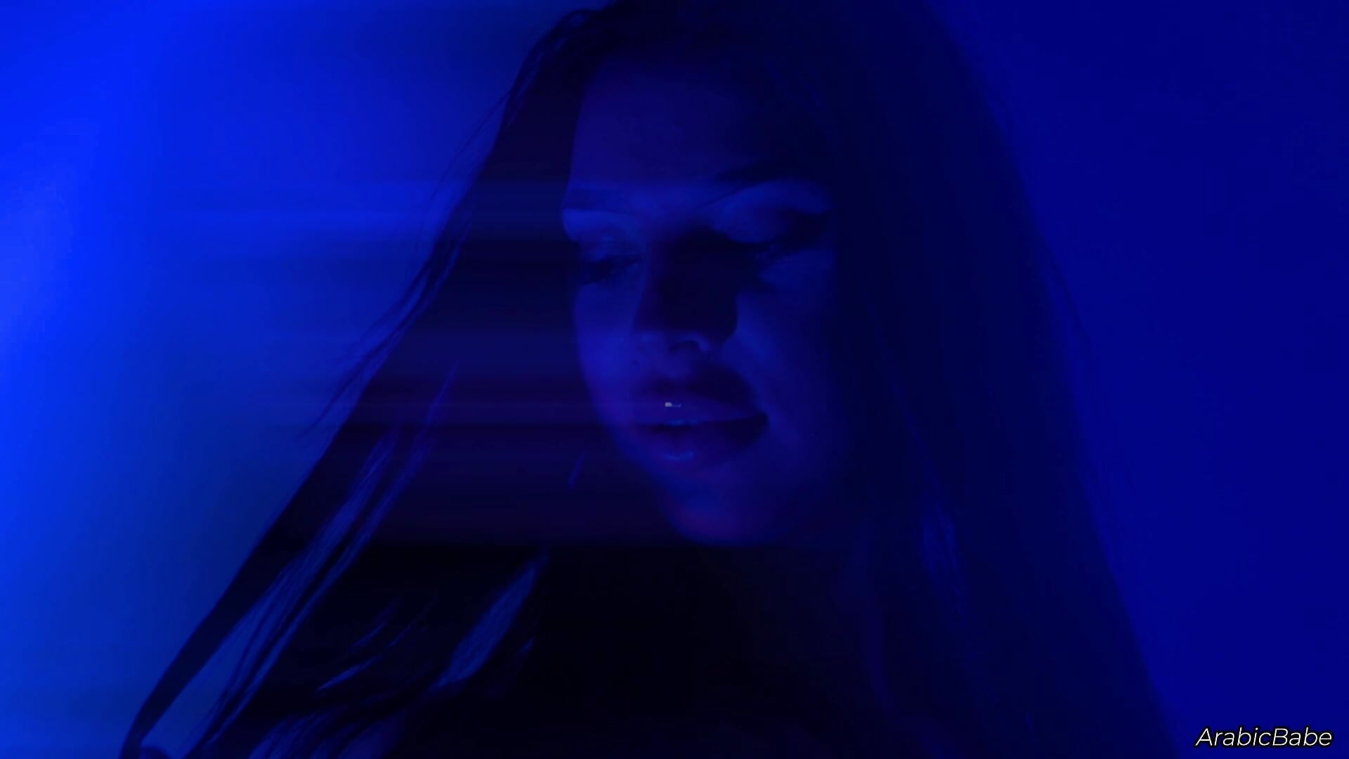 Some flashes of my body - video by ArabicBabe cam model