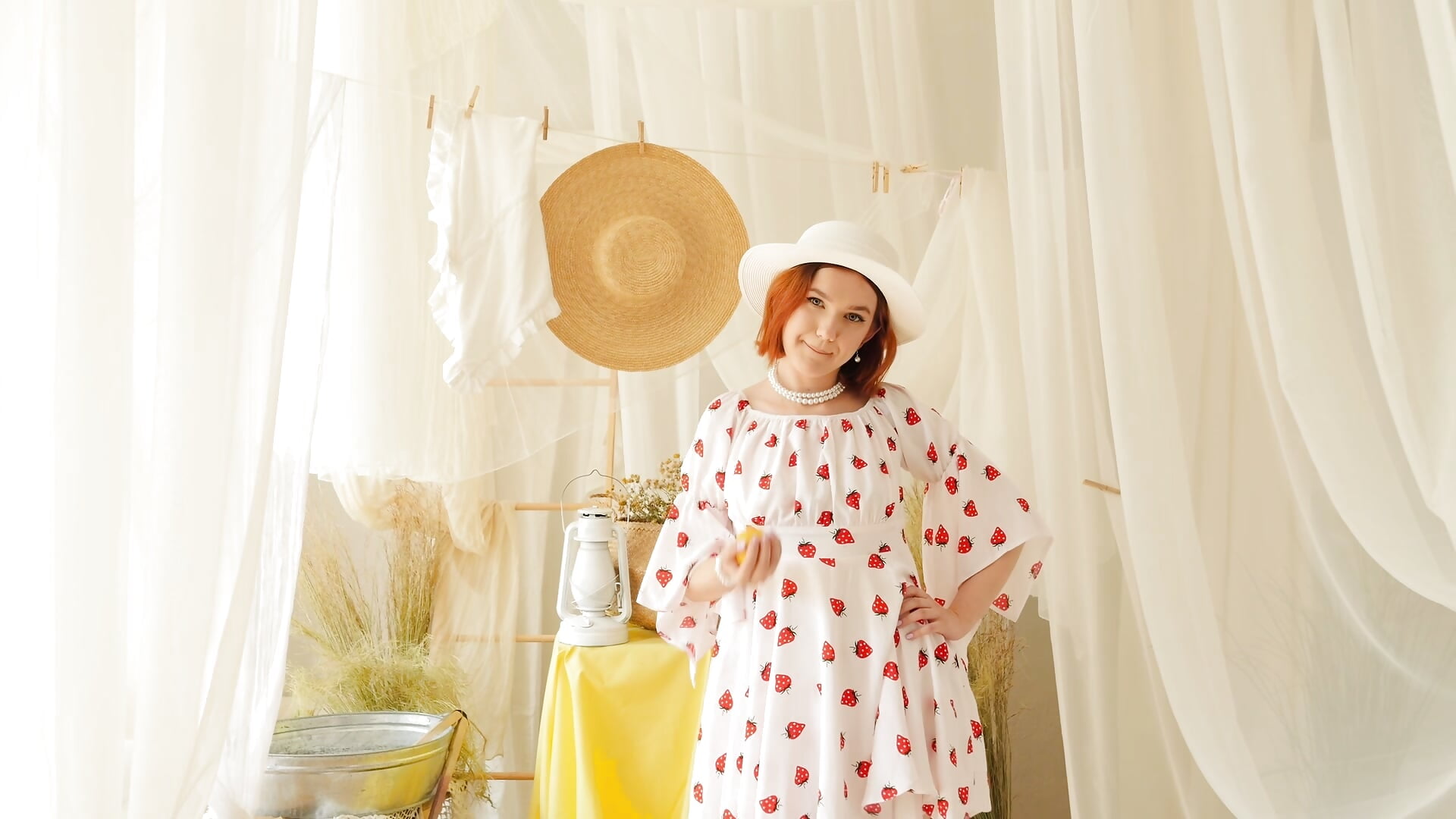 Girl with lemons - video by LessySmith cam model