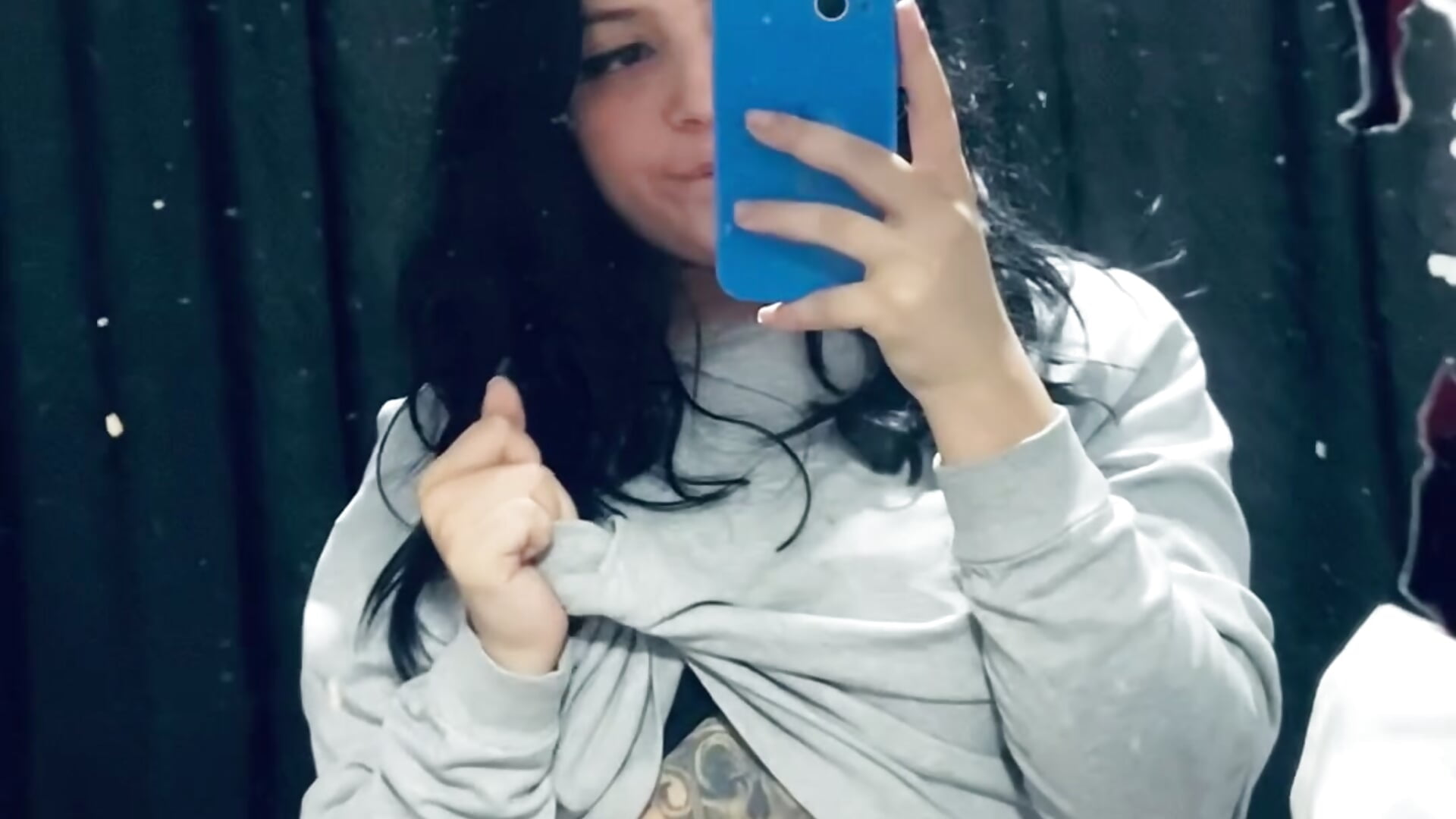 I love mirrors - video by soy_lui_ cam model