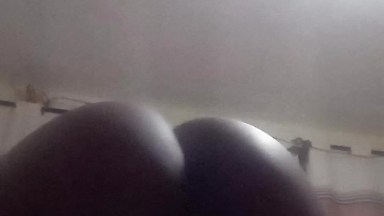 20250429_045500 - video by crazy_baby00 cam model