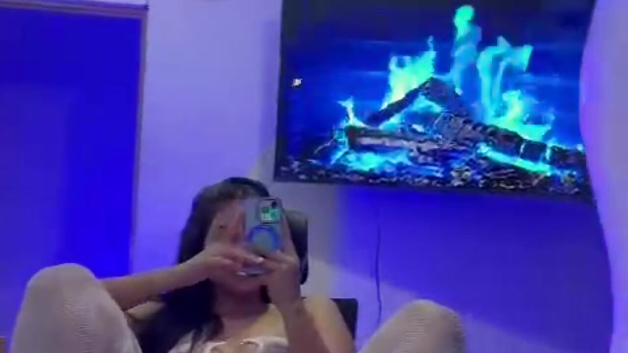 Did you miss me?🥺🫣 - Abby_Parker1主播的视频