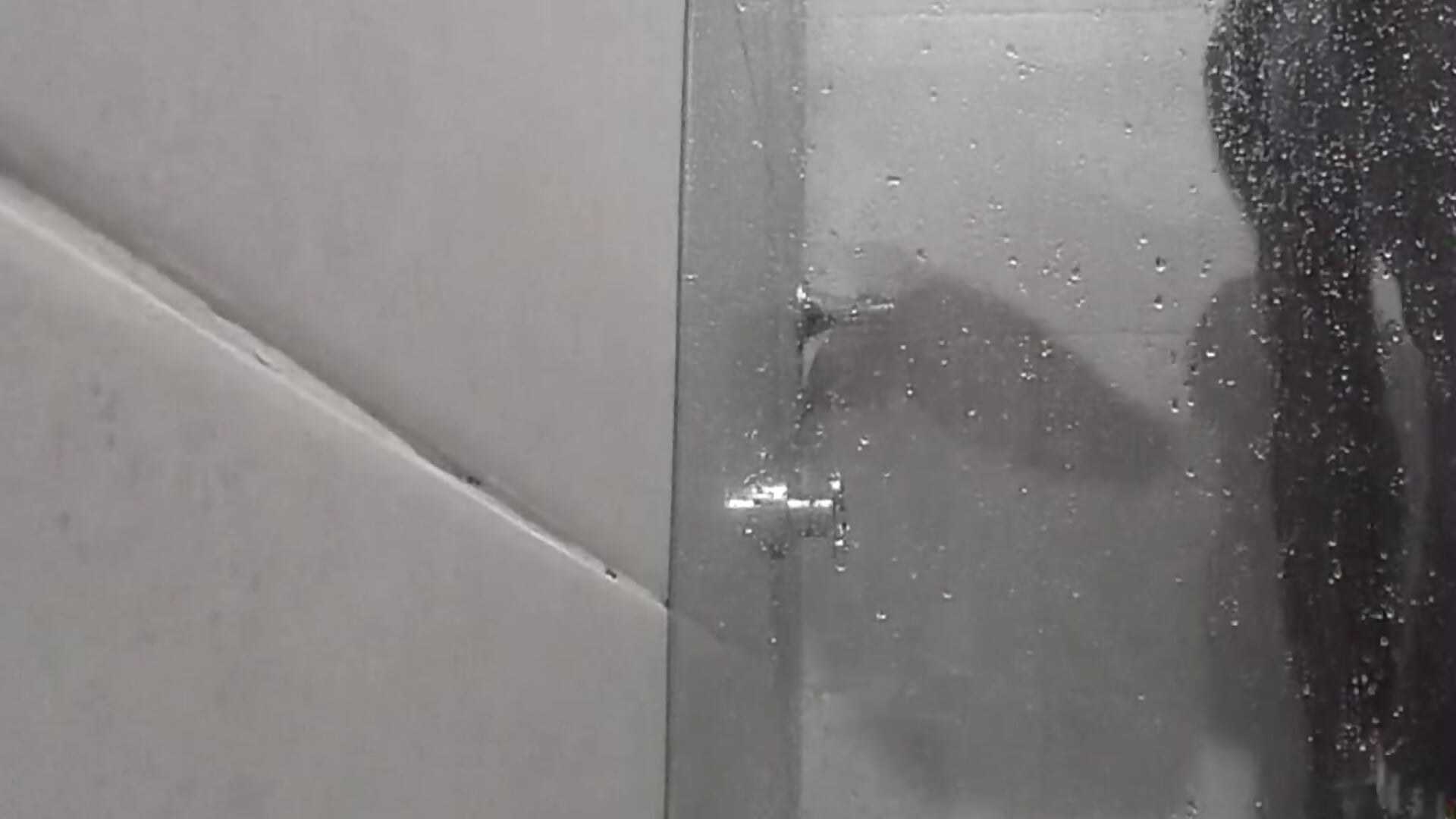 Shower - video di eros_harm24 modella di cam