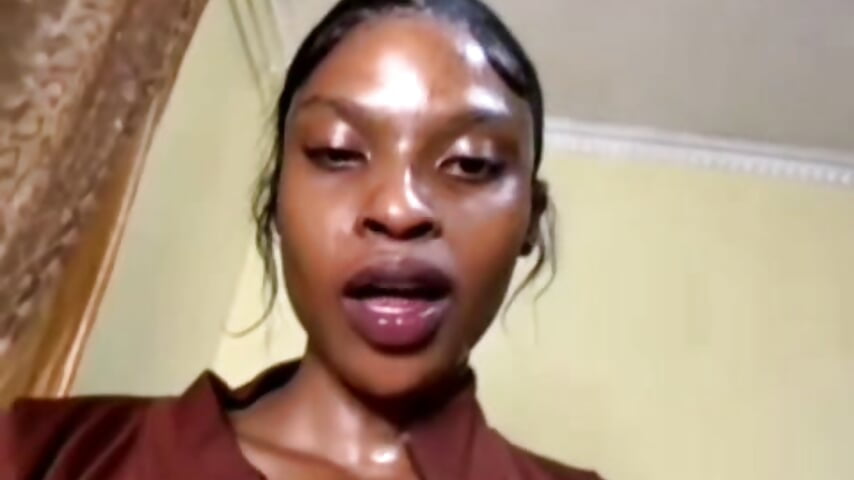 @NiaLong21_20260409_004949 - video SashaahXXX kameramallilta