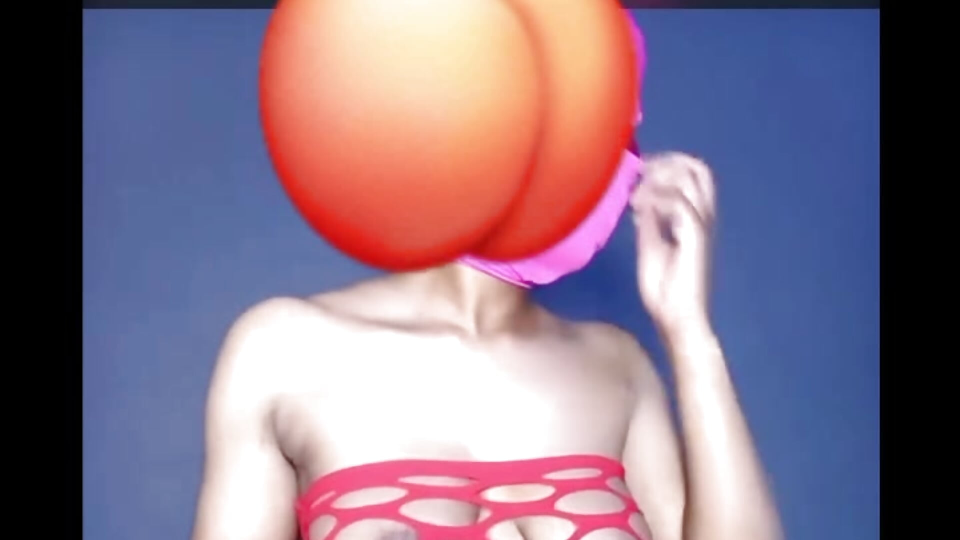 VID-20260109-0024 - video di SashaahXXX modella di cam