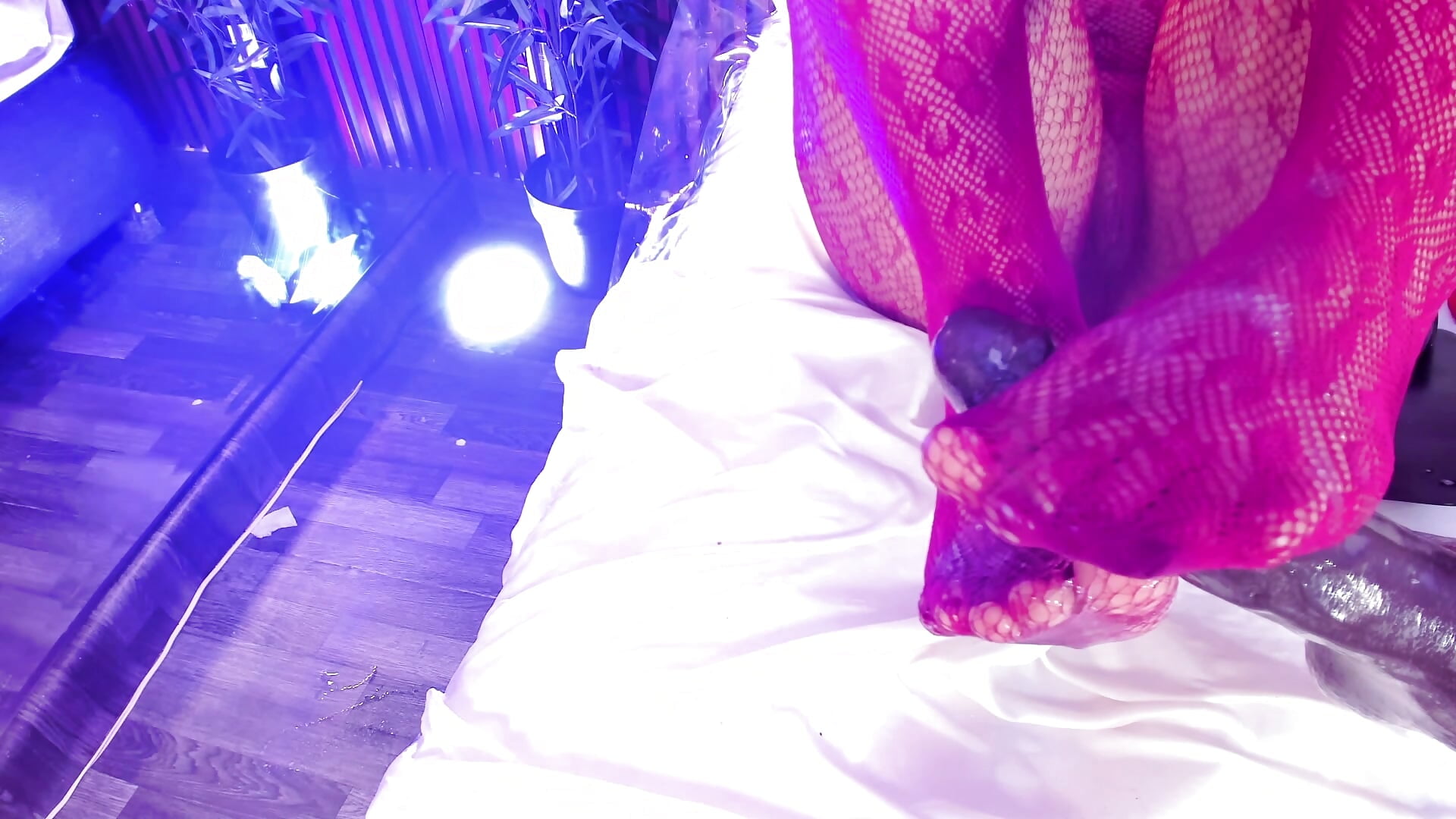 cum shot feet