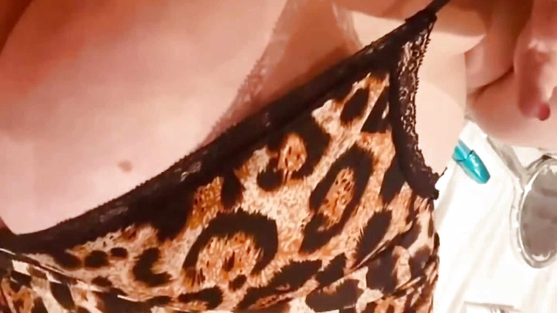 The way my nipple pops out 🥰 - video by Naturalkcups1971 cam model