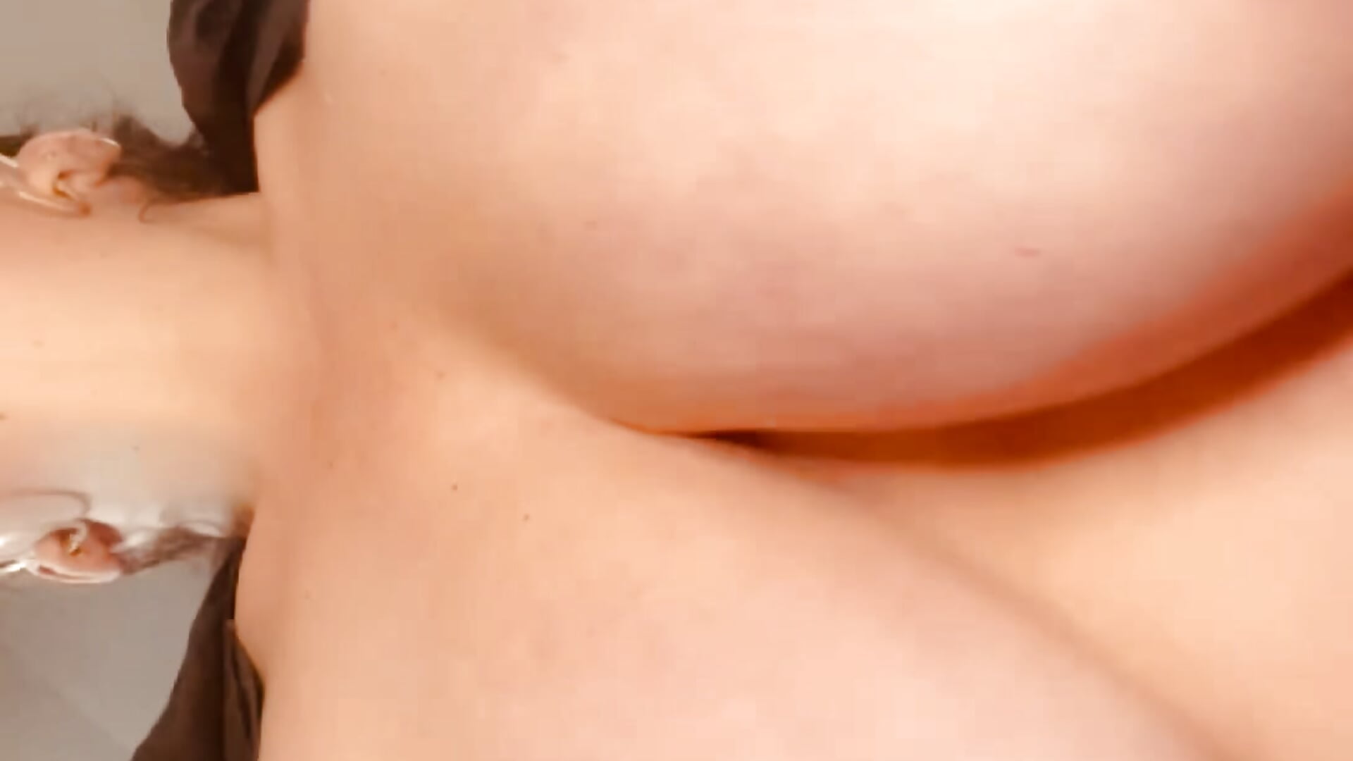 Jumping 32ks - video by Naturalkcups1971 cam model