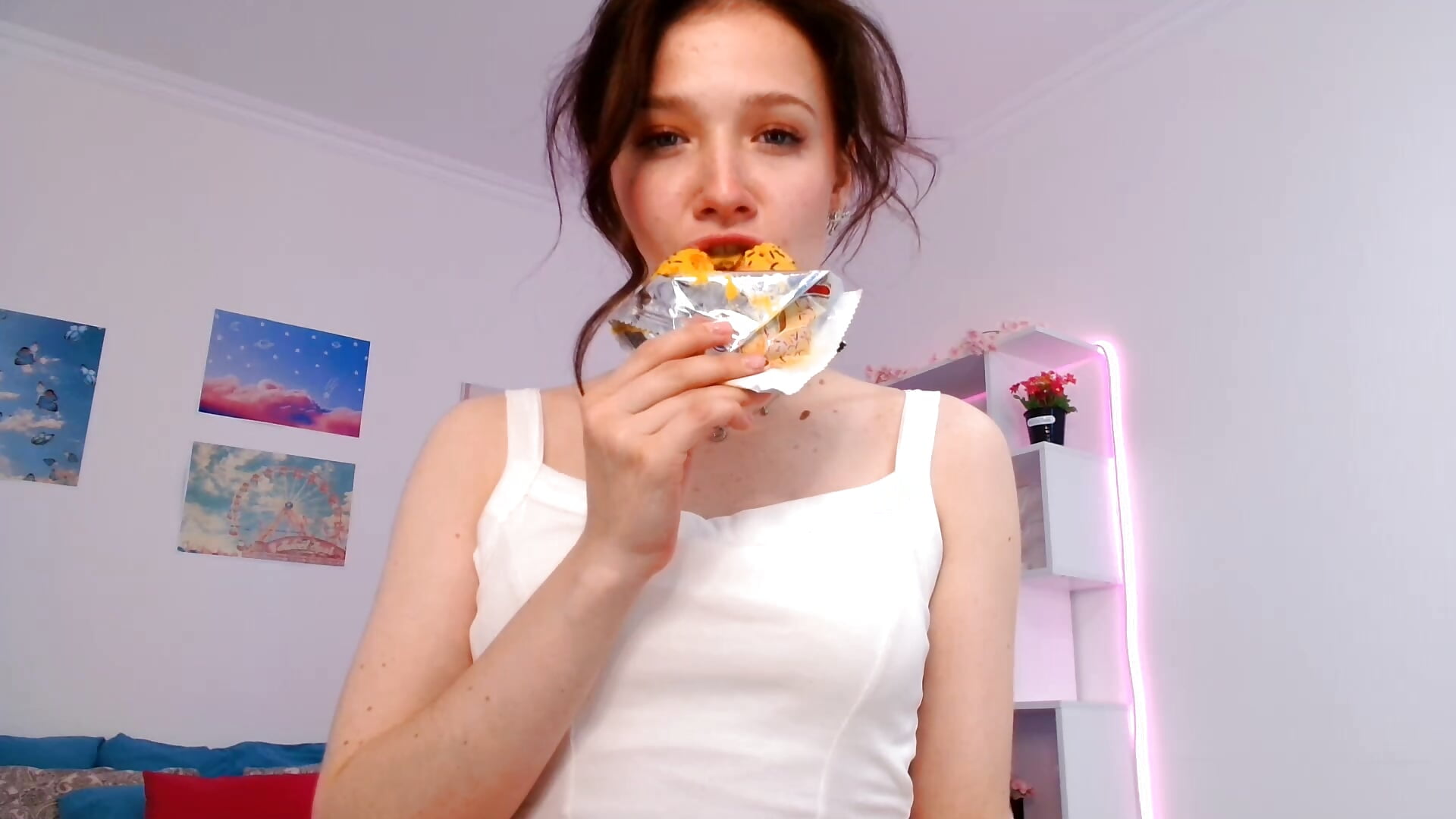 Creamy doughnut 0o - luna_cross adlı kamera modelinin videosu