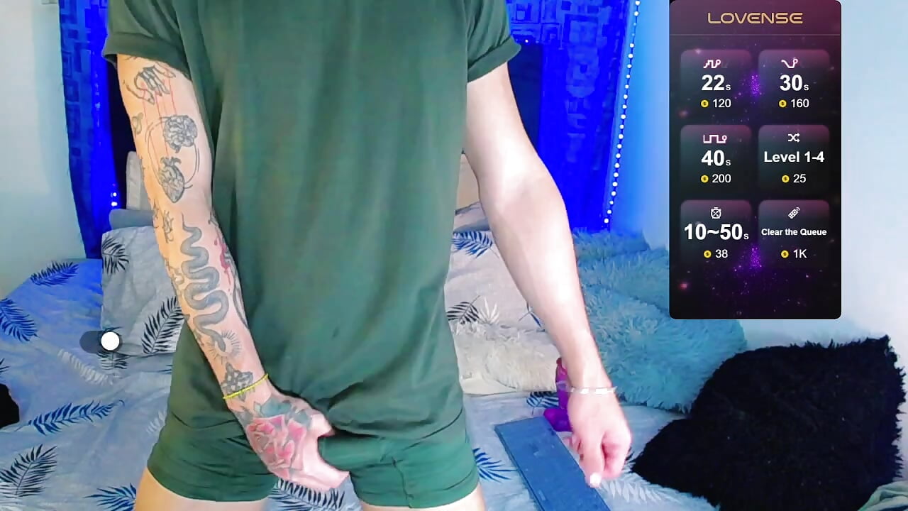 a sexy little dance - video by thiagomurphyy cam model