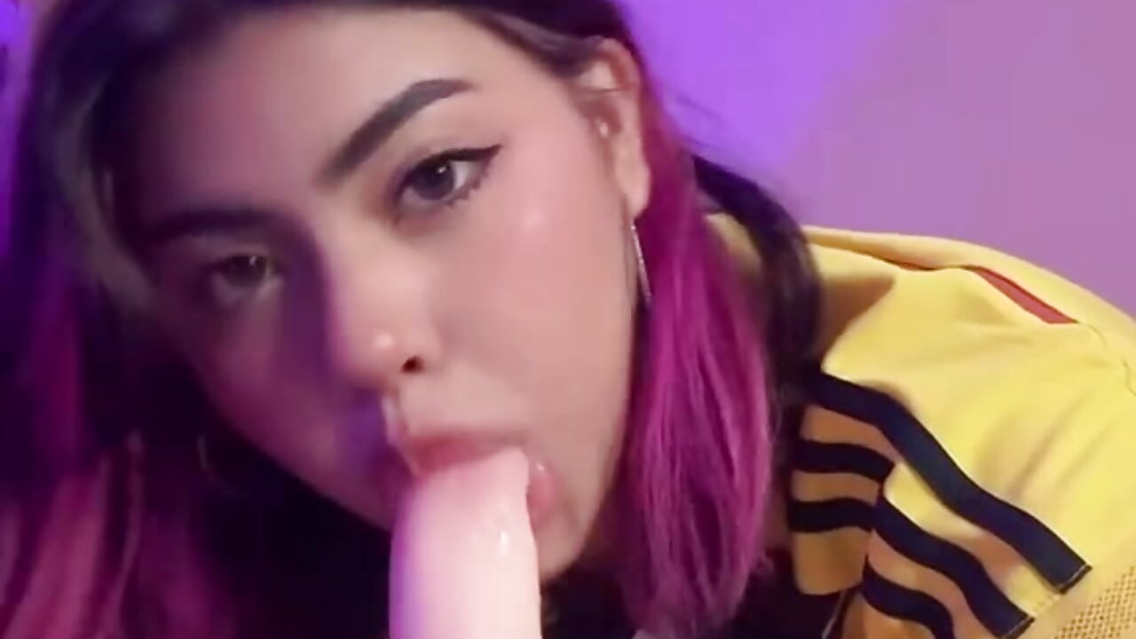 wishing it were you - video di SusyAlvarez modella di cam