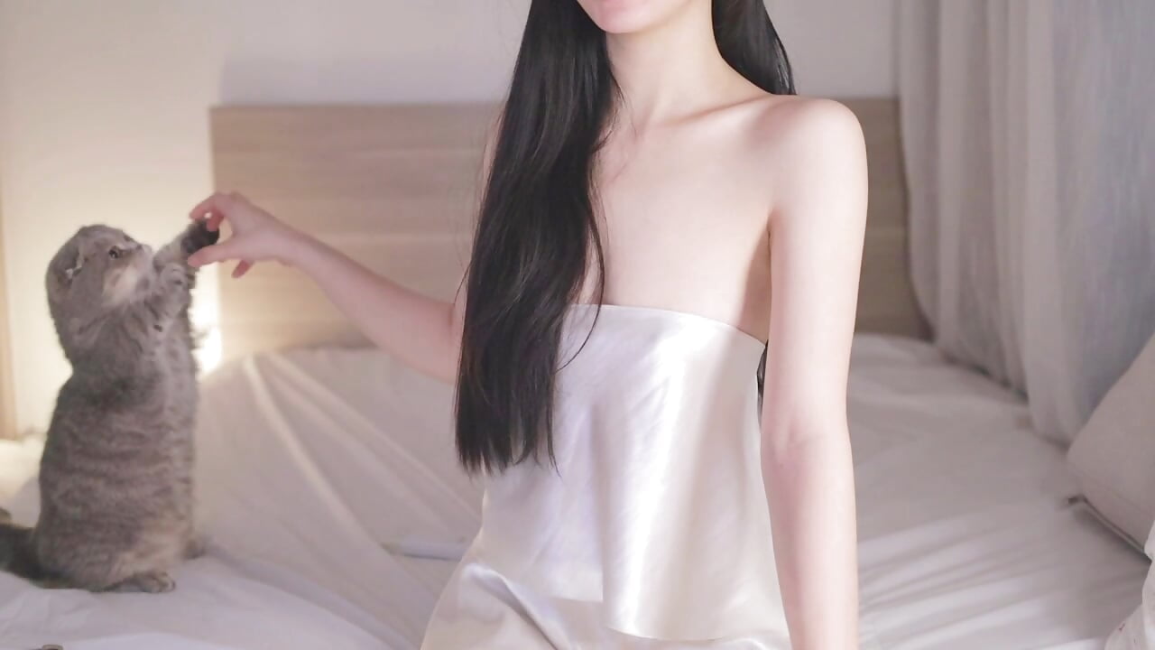 nothing much - SpiderIily 캠 모델의 동영상