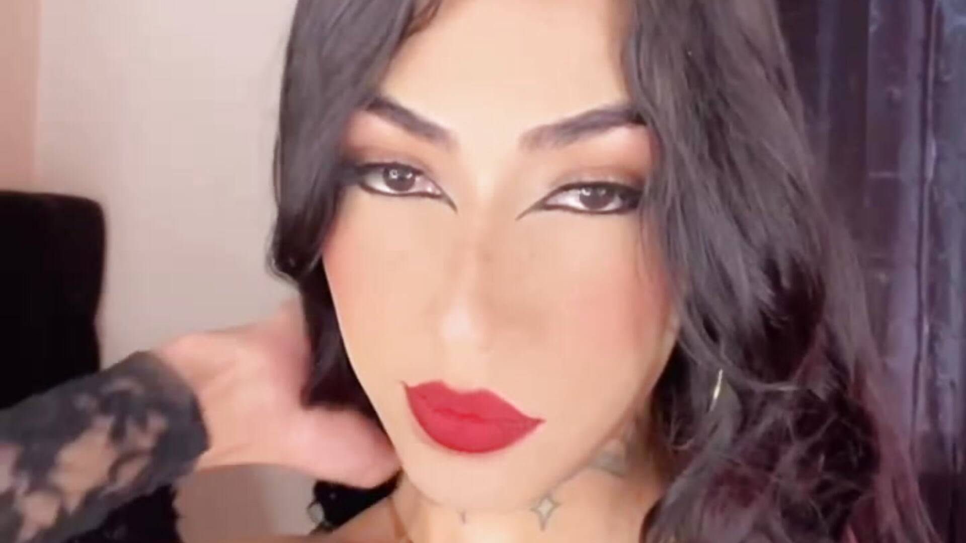 me - video by litz81 cam model