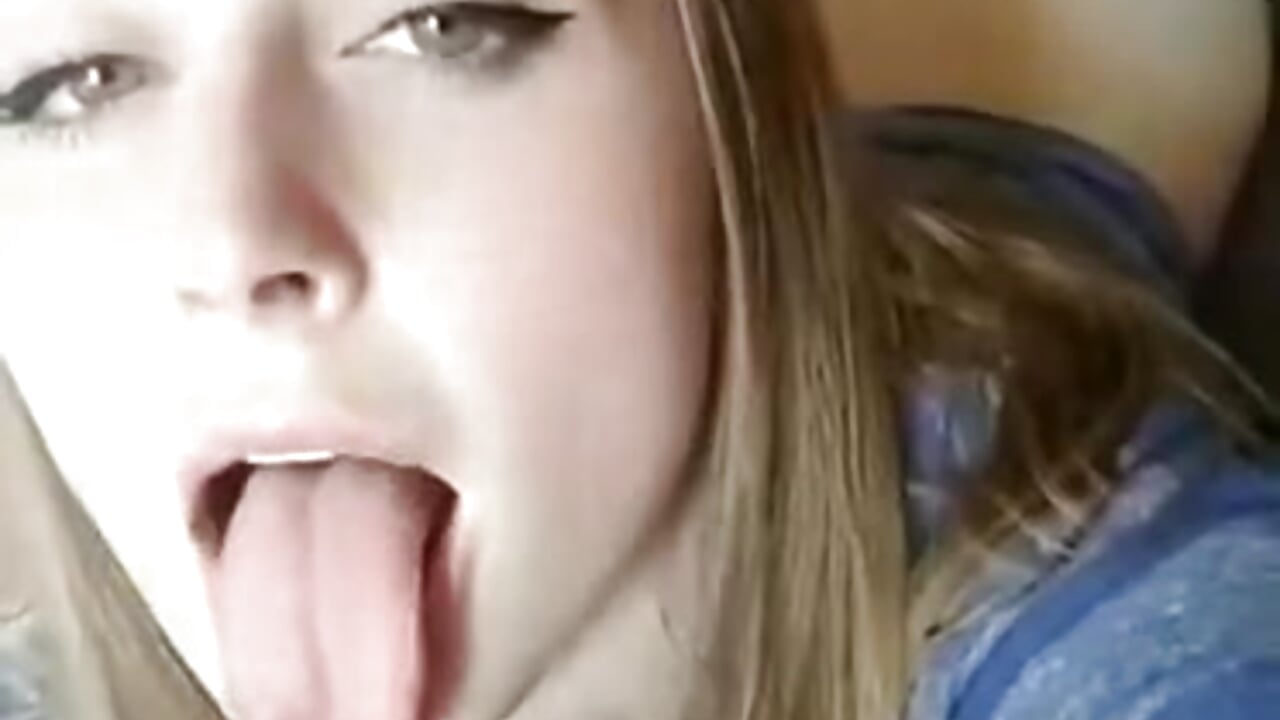 My Girlfriend 22 years old – video af youngdevil_666