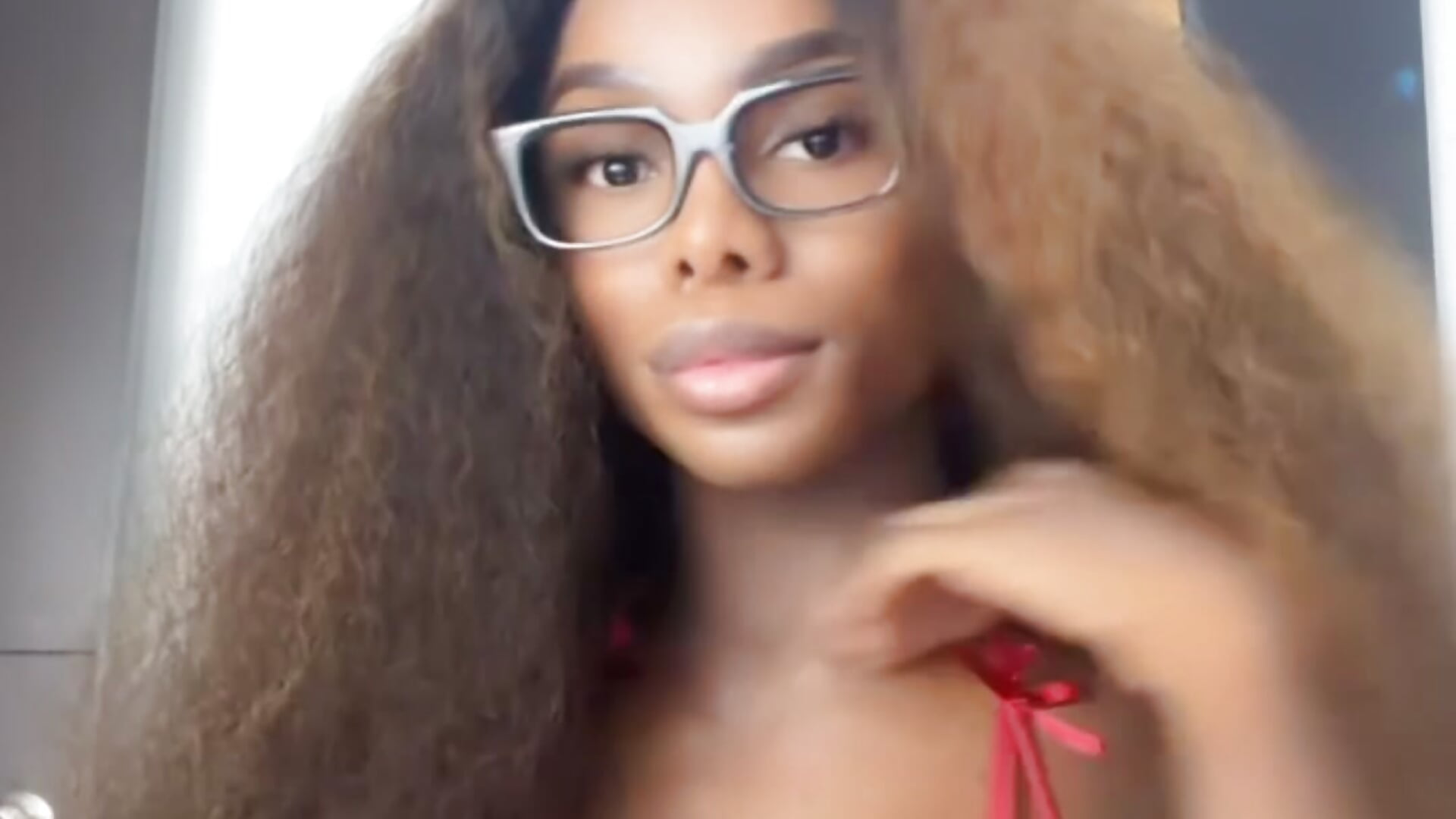 Hey ❤️❤️ — filmik Georginaxx, modela(-lki) na kamerkach