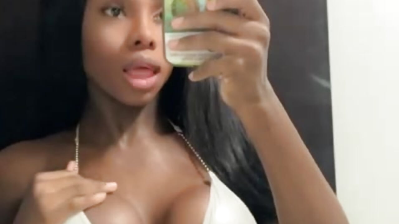 georgina - vidéo du modèle de showcams Georginaxx