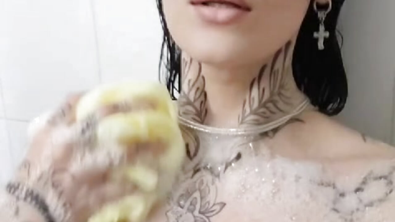 Wanna join me? - video by Freya_Rey cam model