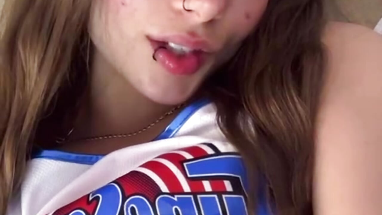 A very sexy cheerleader! to see this world cup - video di AmmyJones_ modella di cam