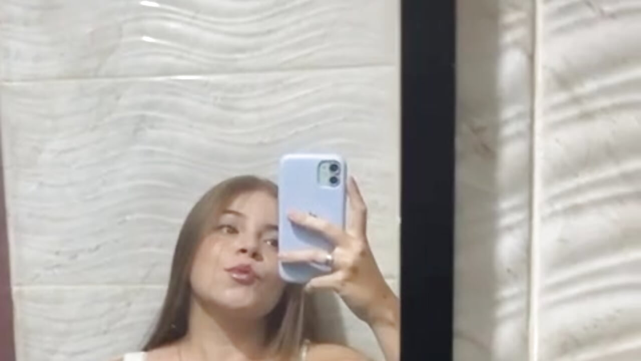 👑