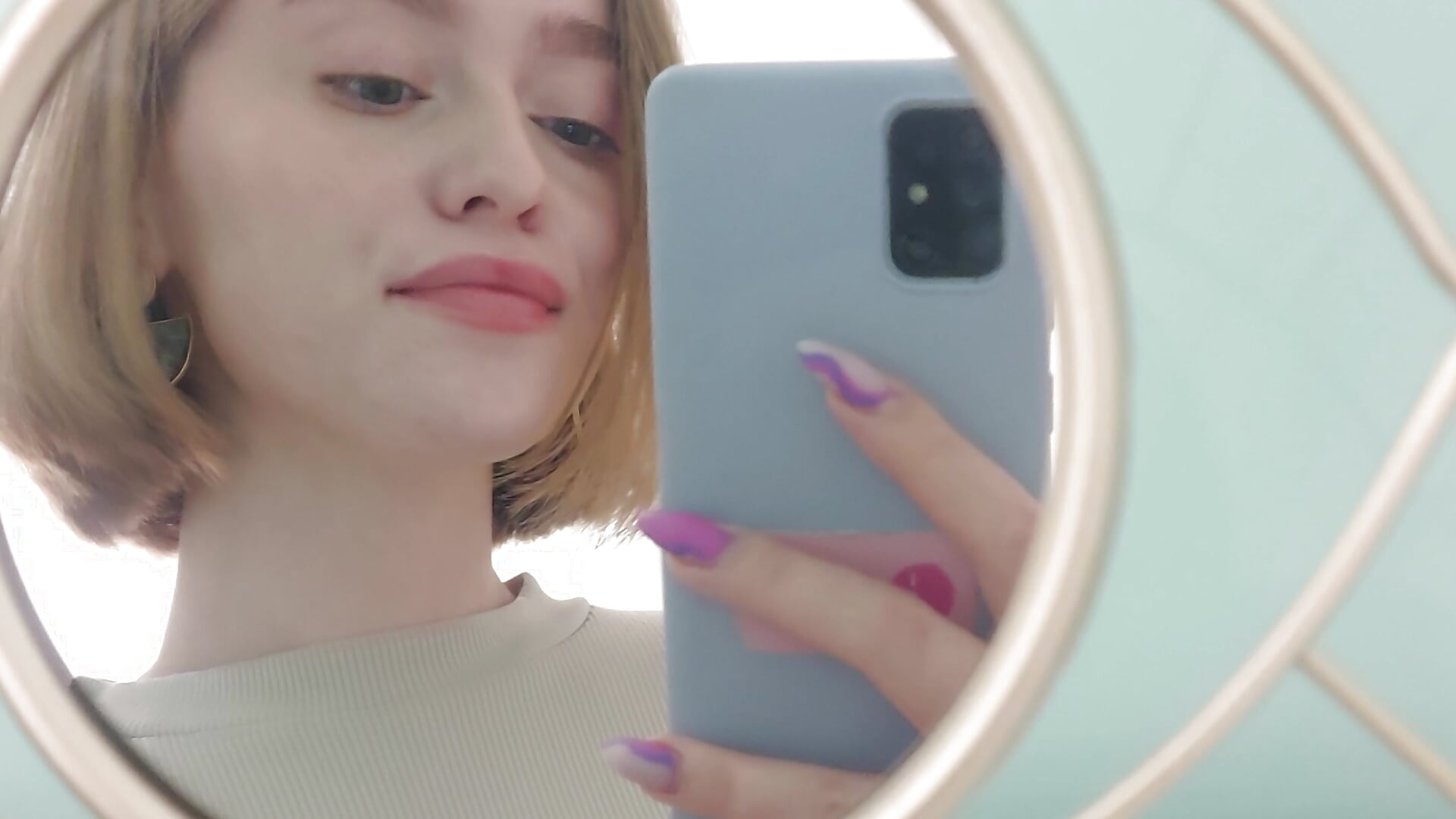 Kiss for you^^ - video by AidaPerry cam model