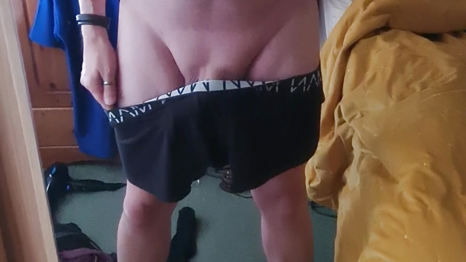 Sunday mornings... - video by JulianJ50 cam model