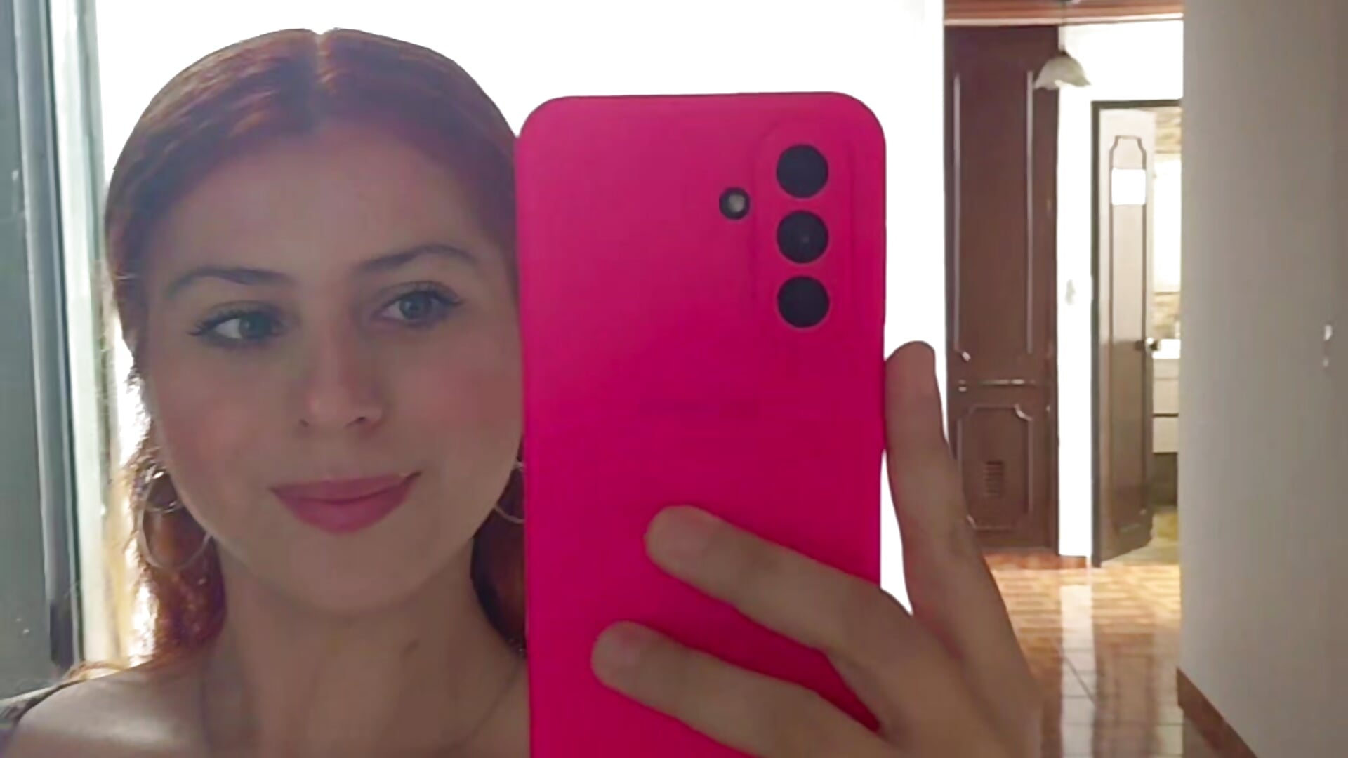 Hey hey 🙃💜 - video by Nahiajhonson_ cam model