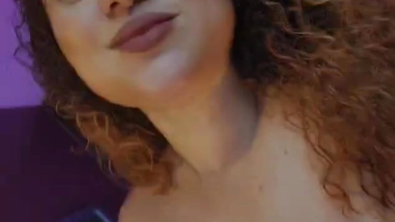 "I'm not provoking ... unless you look at me like that." 😈🔥 - vidéo du modèle de showcams Kateryn_