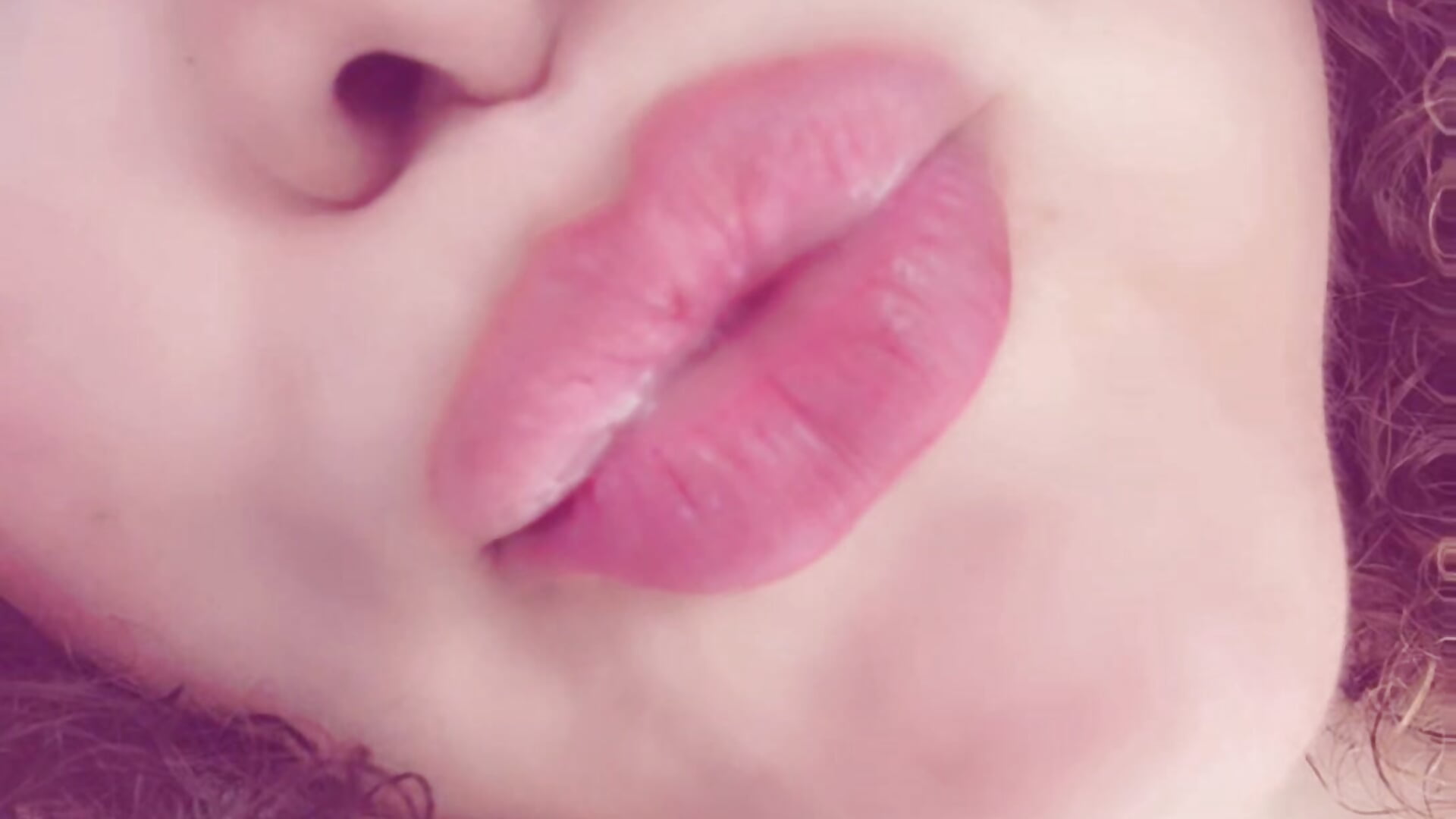Kisses. 💋💋 - vídeo de Kateryn_ modelo de câmara