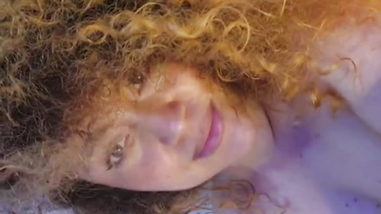 In a moment, see you. — filmik Kateryn_, modela(-lki) na kamerkach