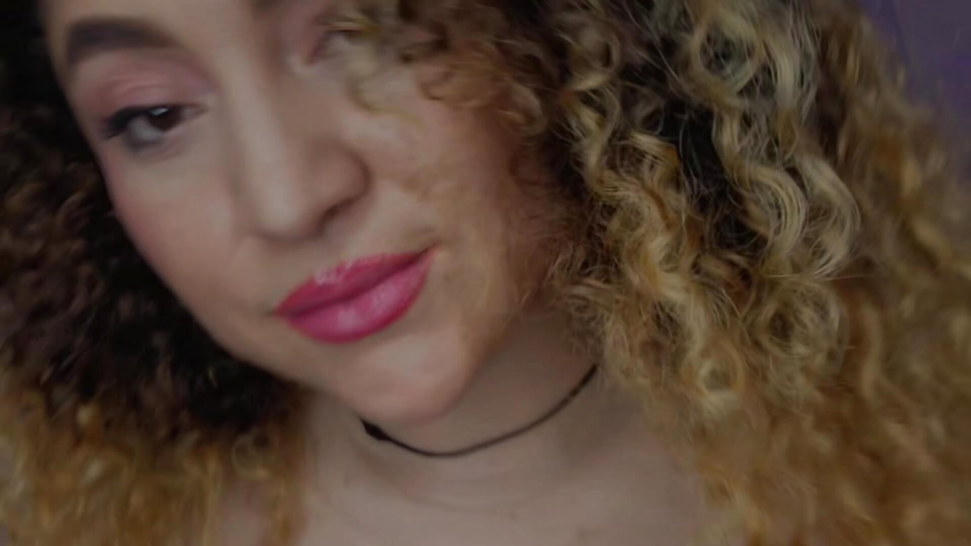 😈😈😈 - vidéo du modèle de showcams Kateryn_