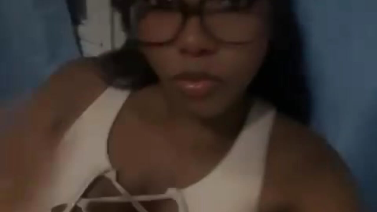sexy bitch😈🤓 - video by Ayleen-s cam model