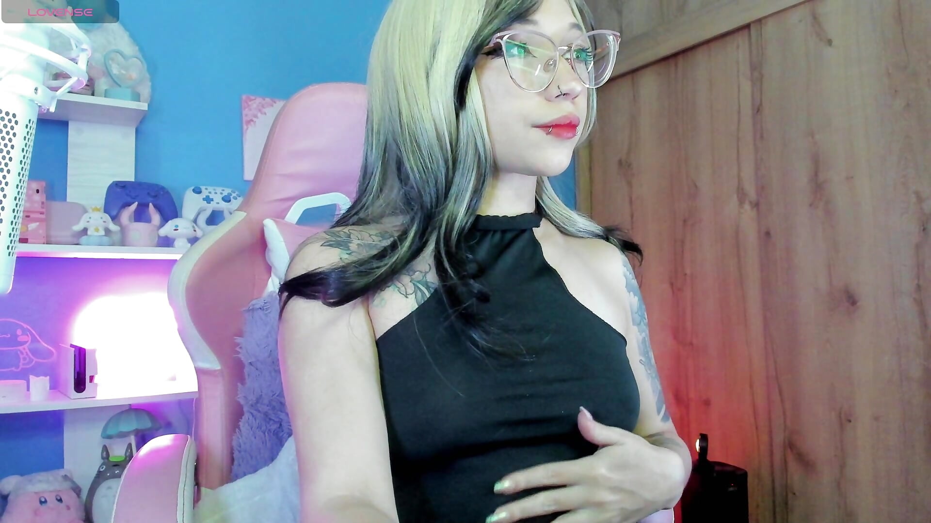 Hi♡ - video by Artic_love cam model