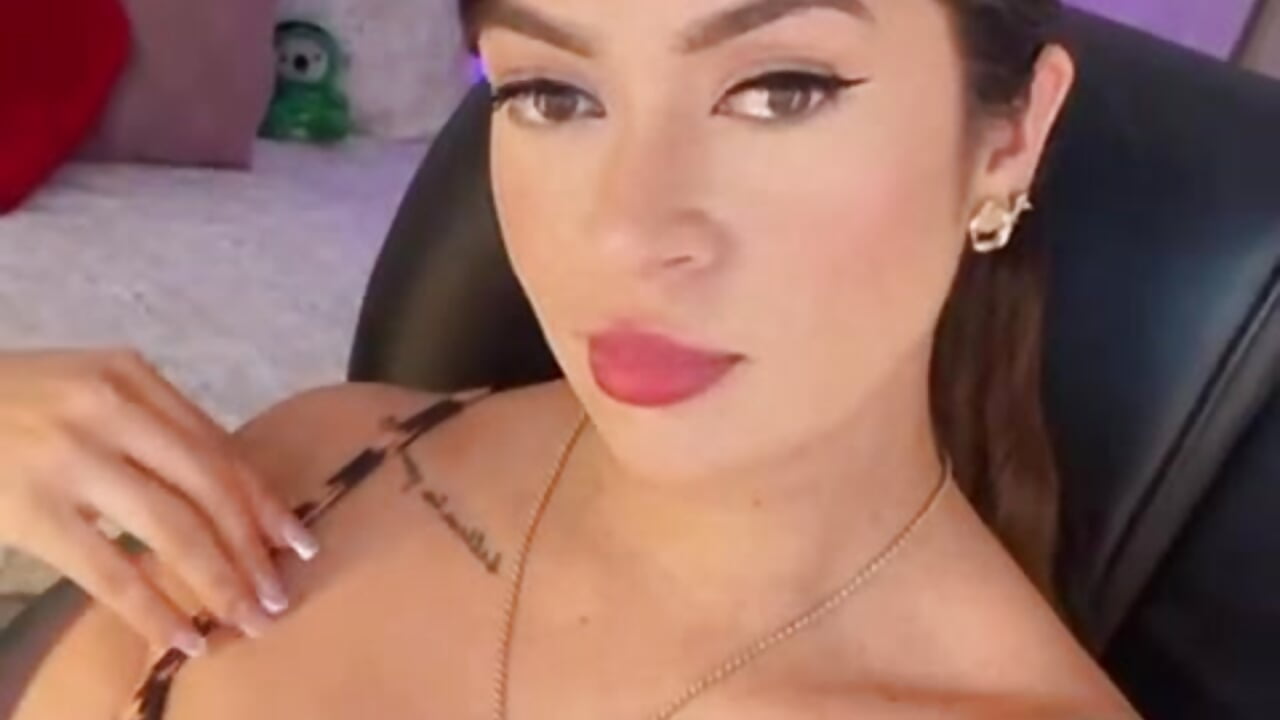 GRRR - video av Victoria_romanox cam model