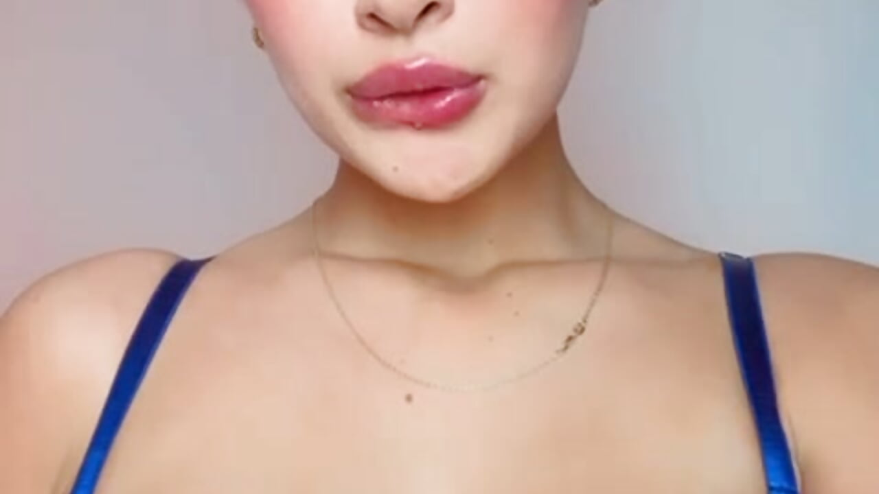 Do u imagine ur cock in the midst of my tits?
