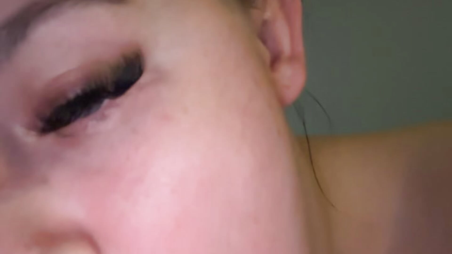 Do you like how I suck this bbc? - video by riri_bstvx cam model
