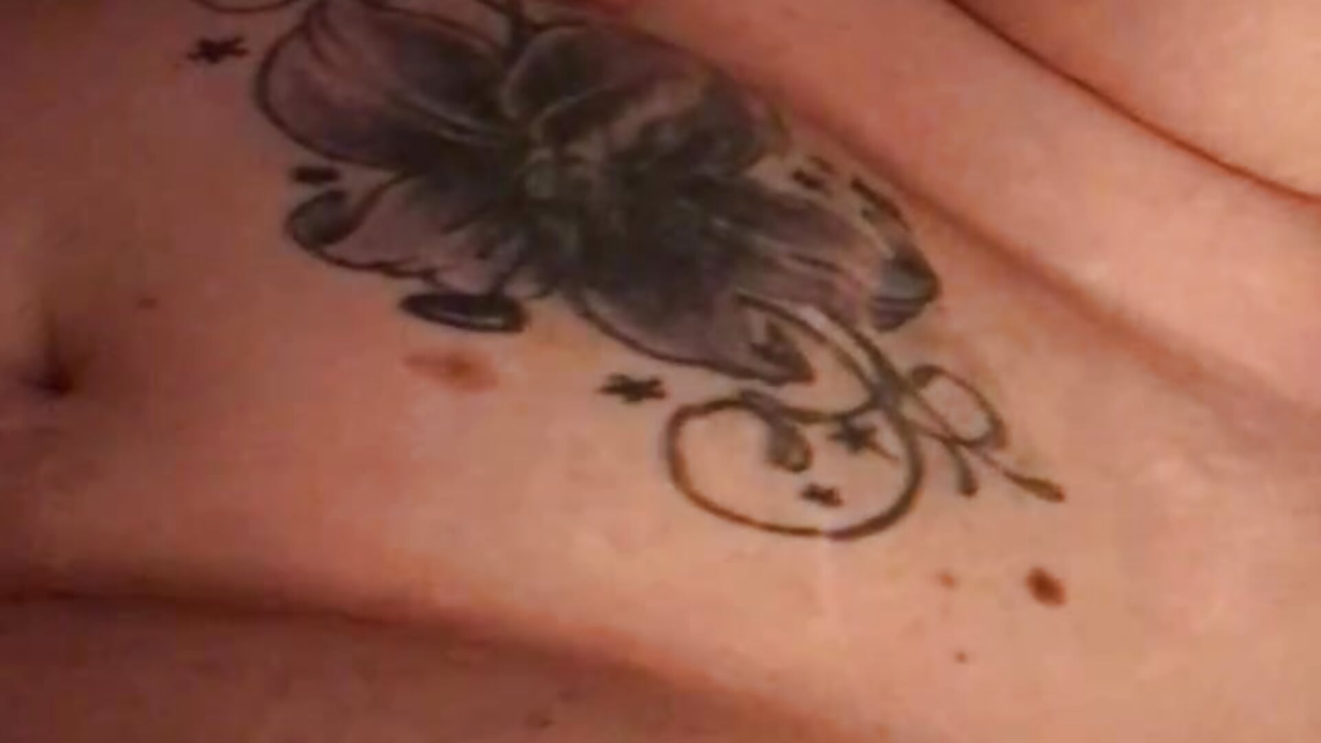 Yummy - video by chloefeel cam model