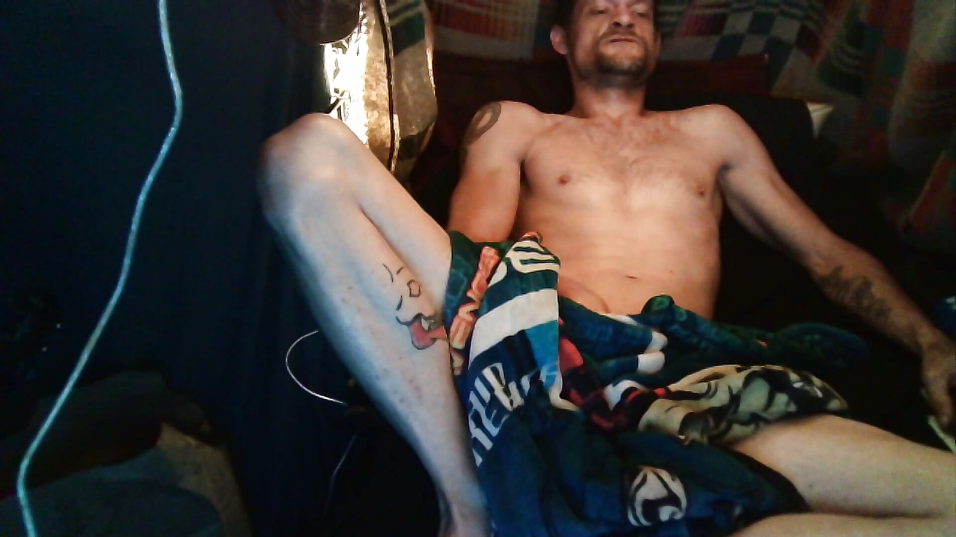 Public - vidéo du modèle de showcams TheOneYouLove69