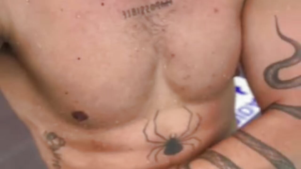 pool side - video by Mathius_Stone cam model