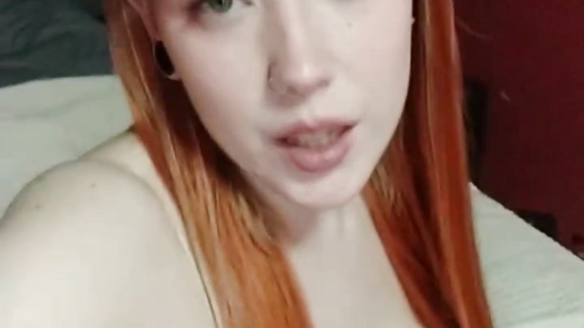 <3