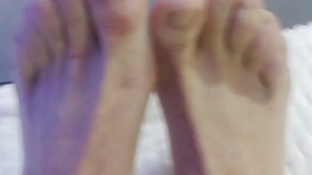 feet