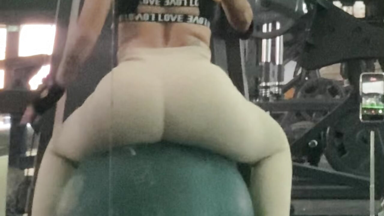 gimn - video by sara_smith45 cam model