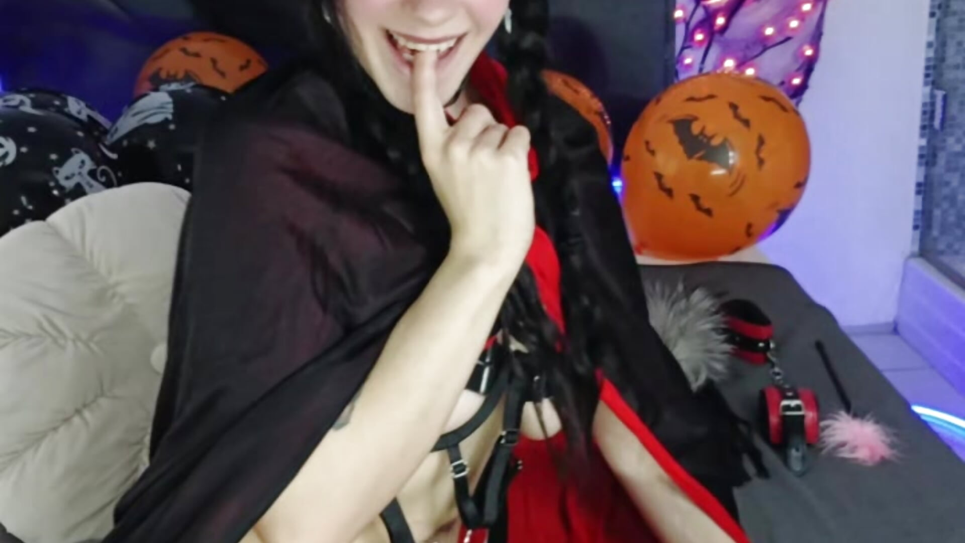 HAPPY HALOWEEN!!!💋 - video by CassieEvans cam model