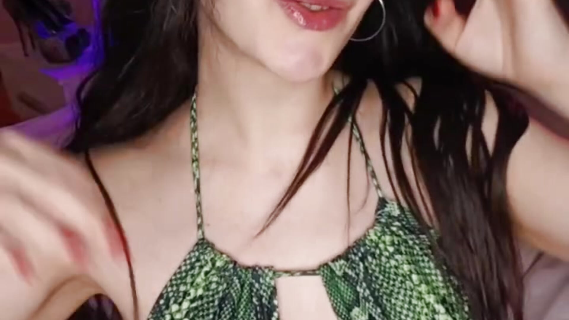 hot bj - video by CassieEvans cam model