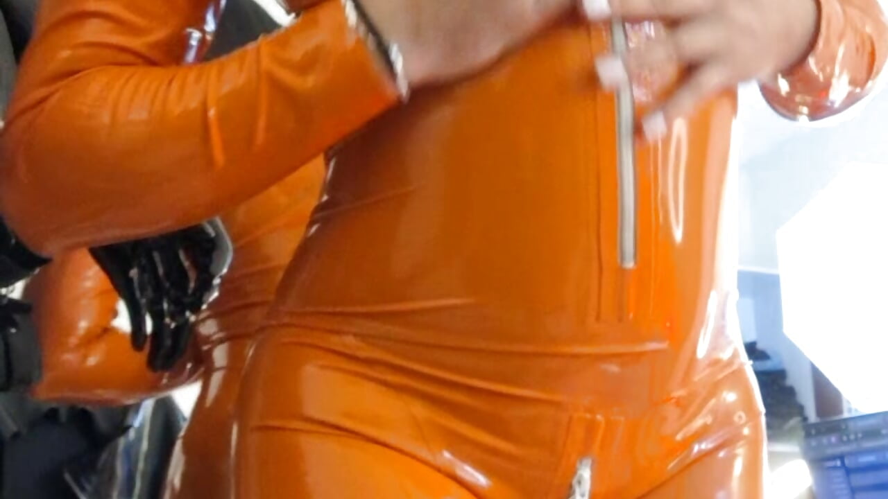 Seducing with my latex ass