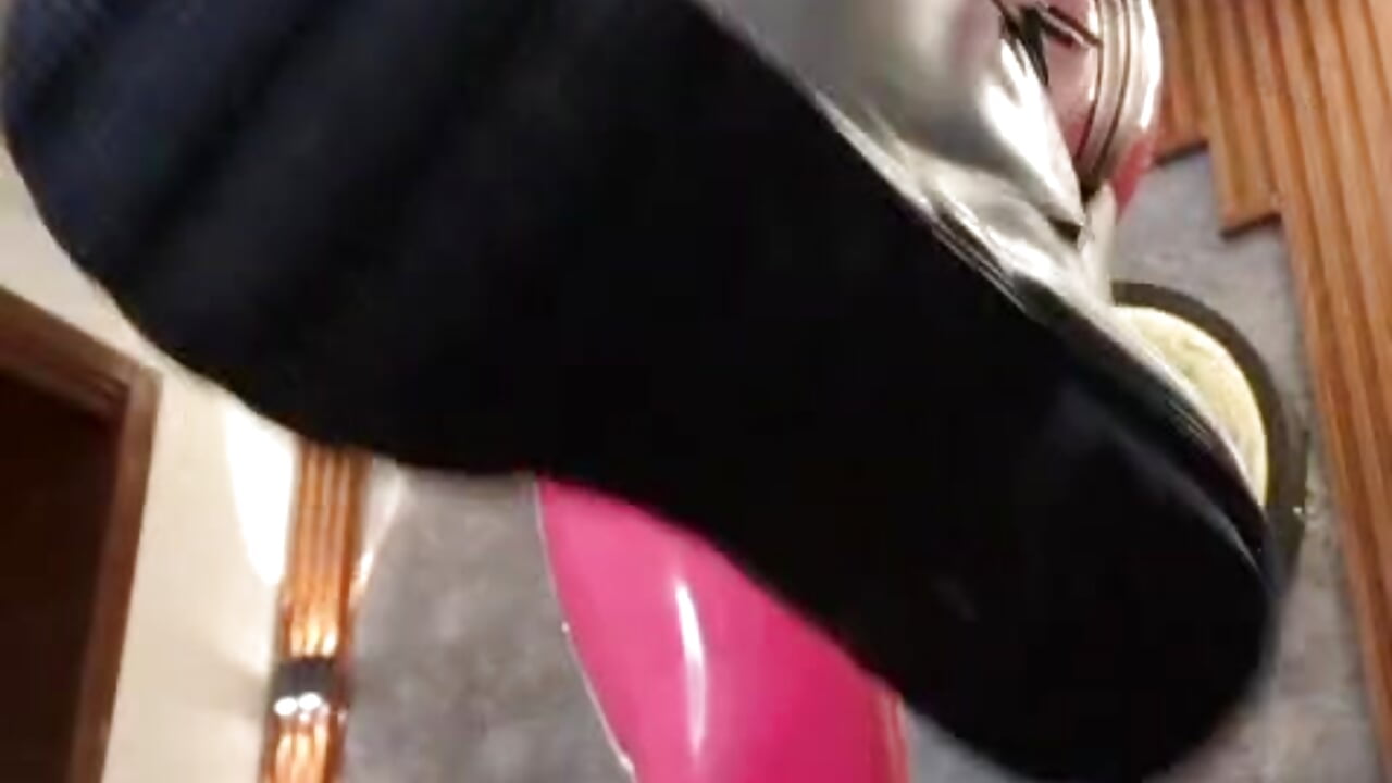 look at my boots - video by sharith_gh cam model