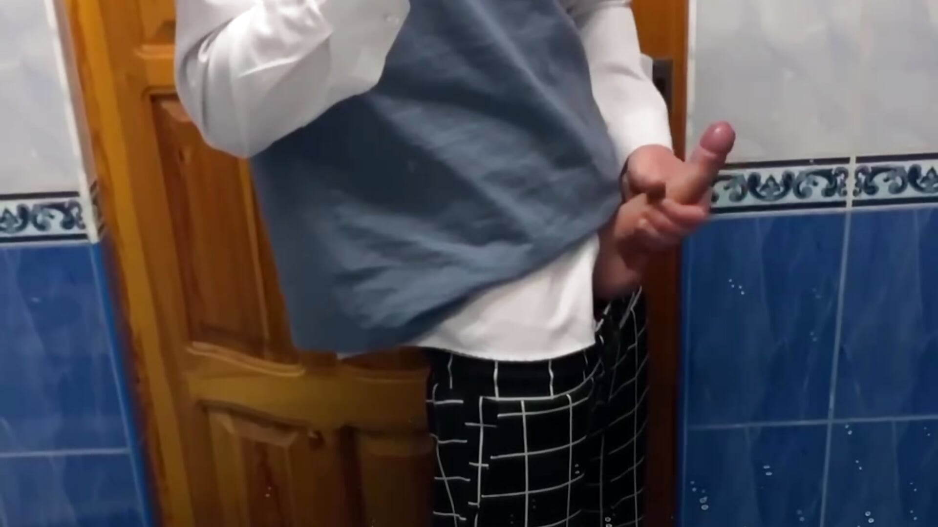 I jerk off a very big dick – видео вебкам-модели Keytaro