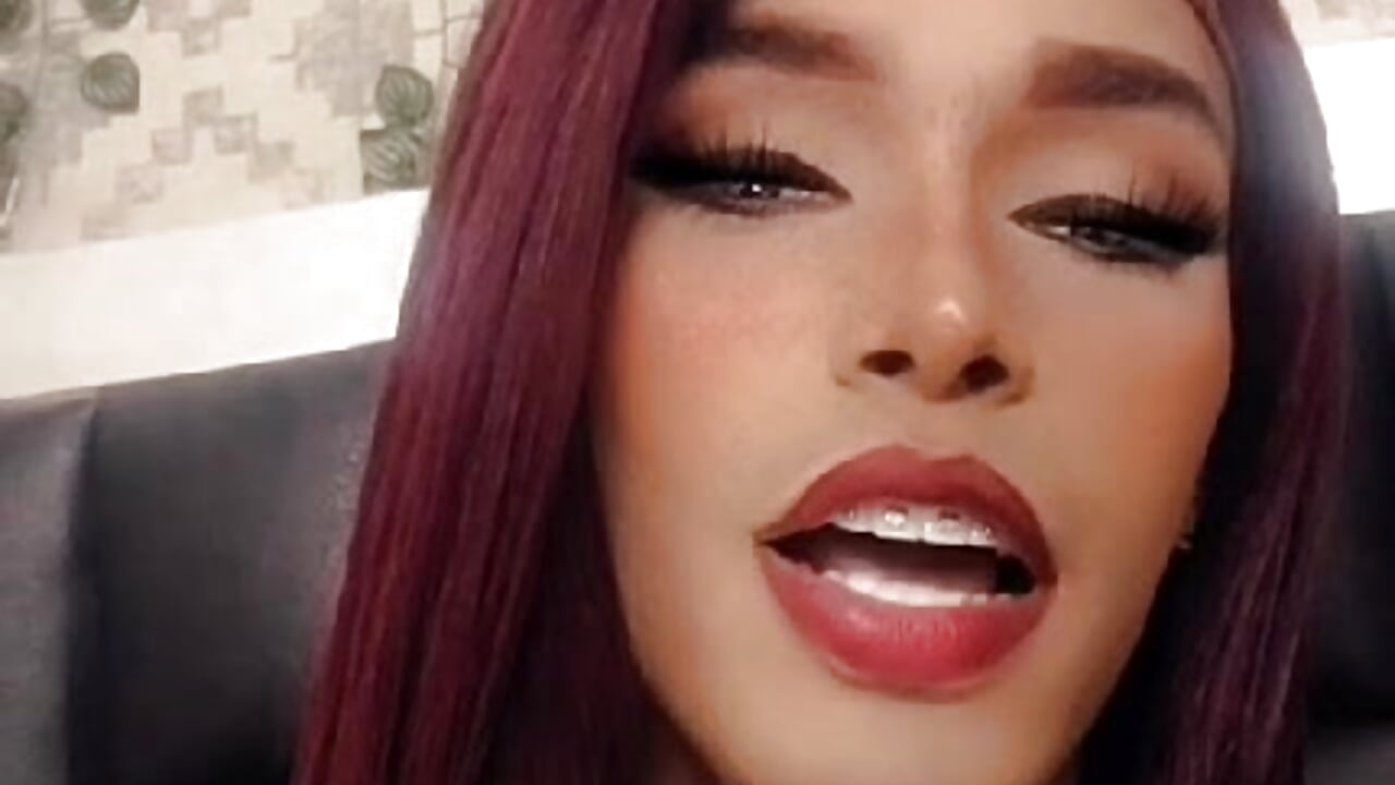 enjoying - video by aranza_ts cam model