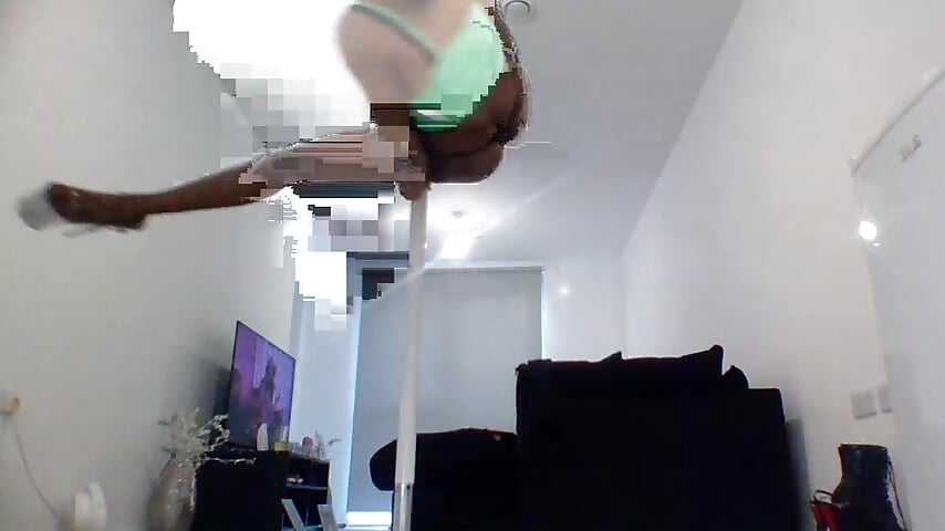 [12 Oct 17:17] Public Show - video by Cinderellajewelsofficial cam model